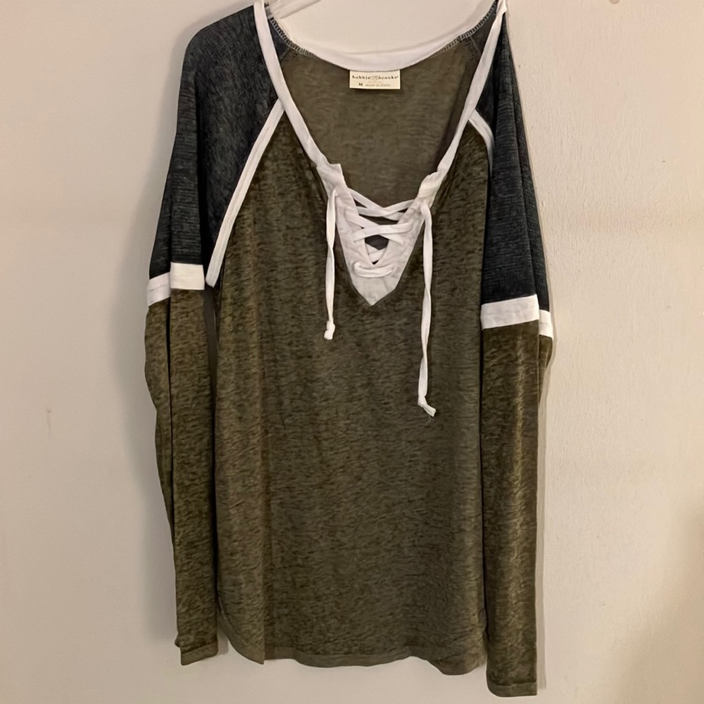 #74 Women’s Bobble Brooks Sheer Long Sleeve Top - Size M - NWT